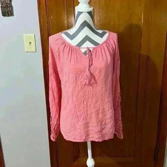 Antilse Fenne blouse size medium. - Picture 1 of 5